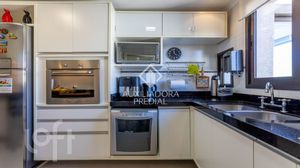 Image 11 - 873567