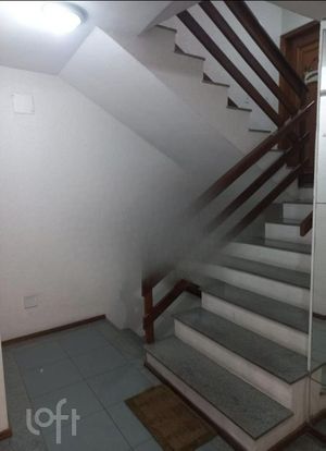 Image 26 - 873572