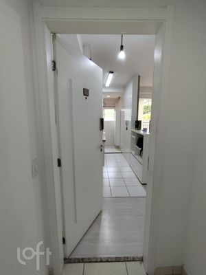 Image 11 - 873576