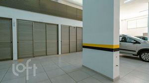 Image 33 - 873577