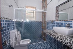 Image 8 - 873580