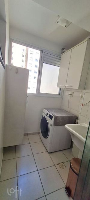 Image 19 - 873581