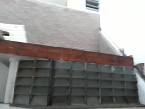 Image 9 - 873585