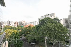 Image 12 - 873586