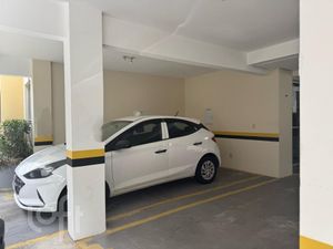Image 18 - 873634