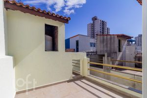 Image 18 - 873640