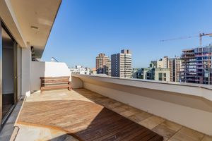 Image 11 - 873649
