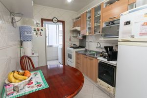 Image 7 - 873650