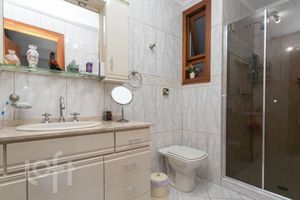 Image 32 - 873650