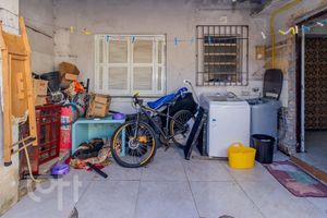 Image 24 - 873651