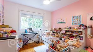 Image 14 - 873653