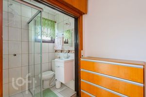 Image 13 - 873667