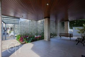 Image 21 - 873667