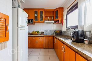 Image 4 - 873667