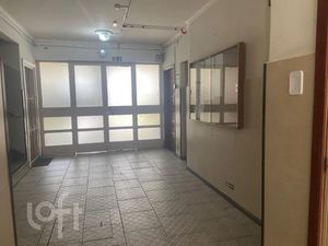 Image 11 - 873686
