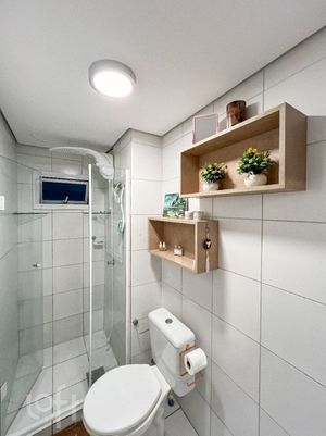 Image 8 - 873688