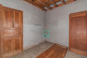 Image 7 - 873689