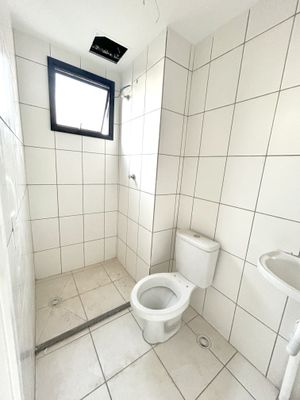Image 9 - 873690