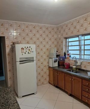 Image 10 - 873692