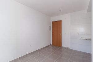 Image 7 - 873700