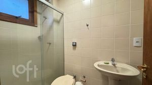 Image 9 - 873703