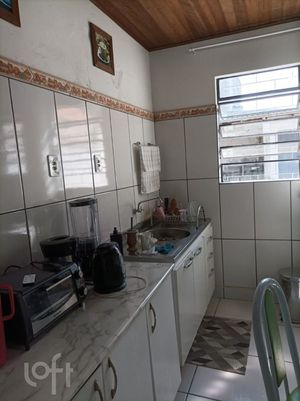 Image 18 - 873704
