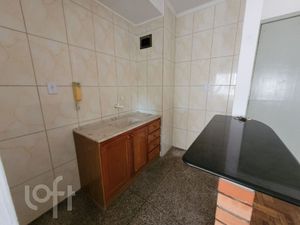 Image 8 - 873705