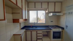 Image 17 - 873708