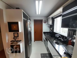 Image 15 - 873731