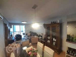 Image 5 - 873731