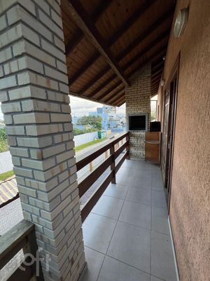 Image 22 - 873737