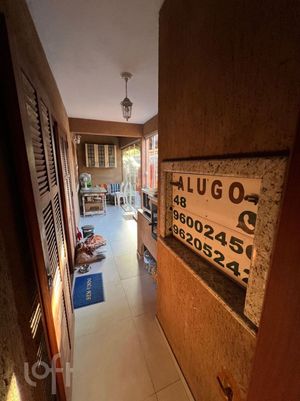 Image 19 - 873737