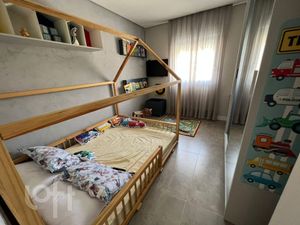 Image 17 - 873738