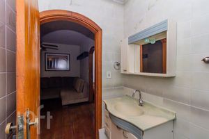 Image 31 - 873741
