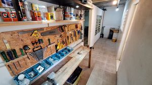 Image 10 - 873742