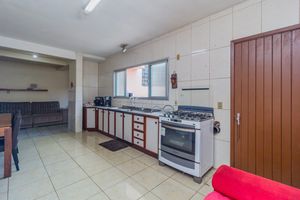 Image 29 - 873744