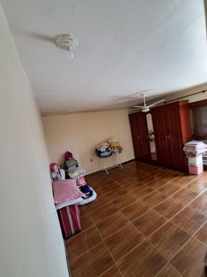Image 11 - 873744