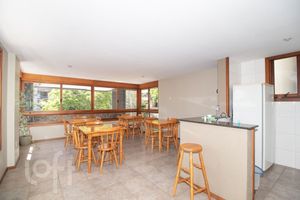 Image 34 - 873747
