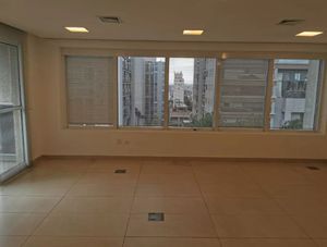 Image 7 - 873750