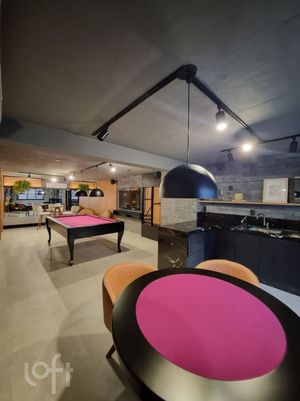 Image 25 - 873777