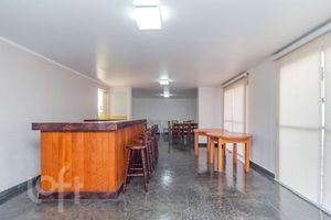 Image 32 - 873805