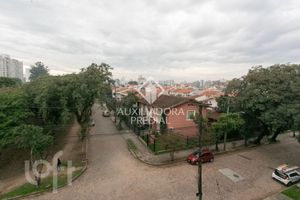 Image 23 - 873817
