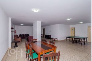 Image 32 - 873818