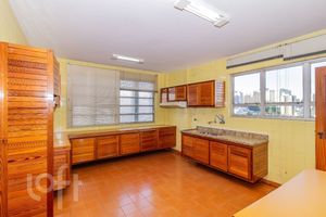 Image 19 - 873818