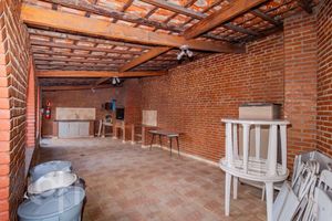 Image 35 - 873818