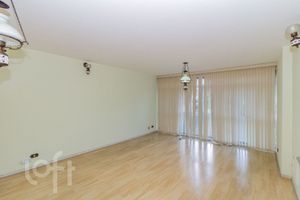 Image 1 - 873818