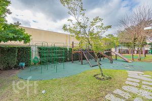 Image 33 - 873835