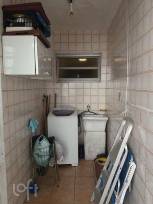 Image 16 - 873838