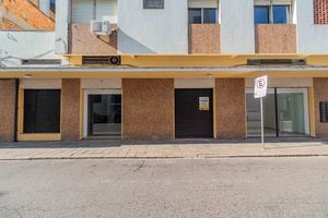 Image 17 - 873863