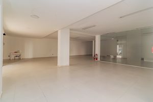 Image 11 - 873863